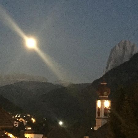 Garni Toni Hotel Ortisei Bagian luar foto