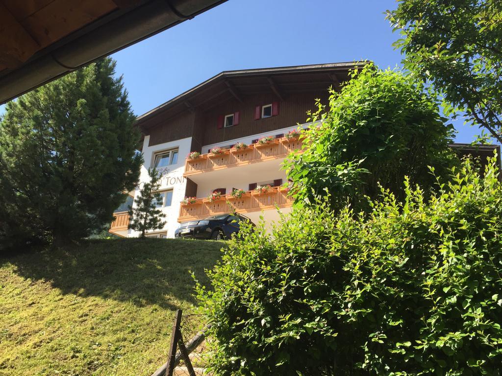 Garni Toni Hotel Ortisei Bagian luar foto